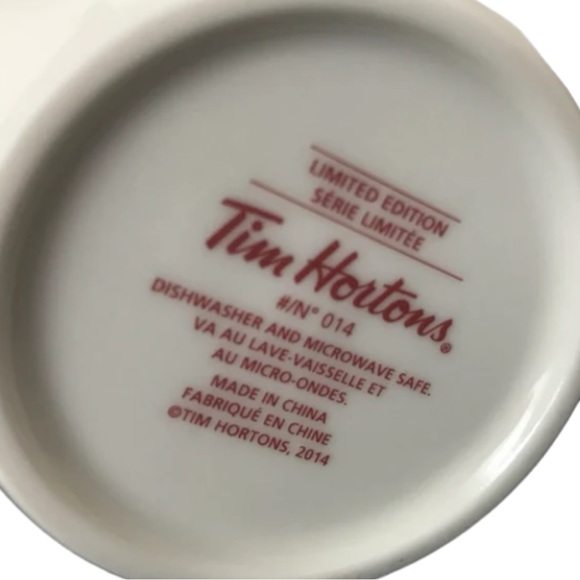 Tim Hortons 2014 Bilingual Red Limited Edition Ceramic Coffee Cup Collectible - Picture 6 of 6